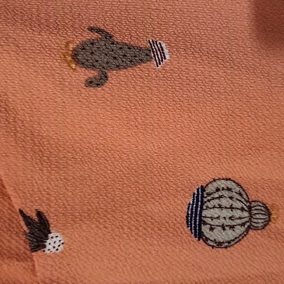 Torrid Ruffled Blouse. - Picture 3 of 4